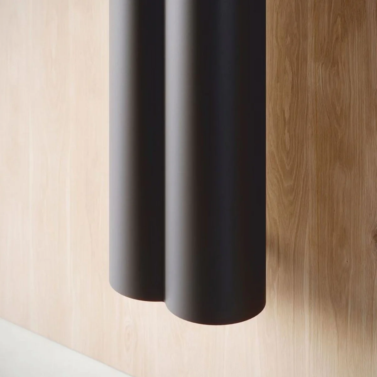 Luxury aluminum wall heater black H. 200 cm - Made in Italy