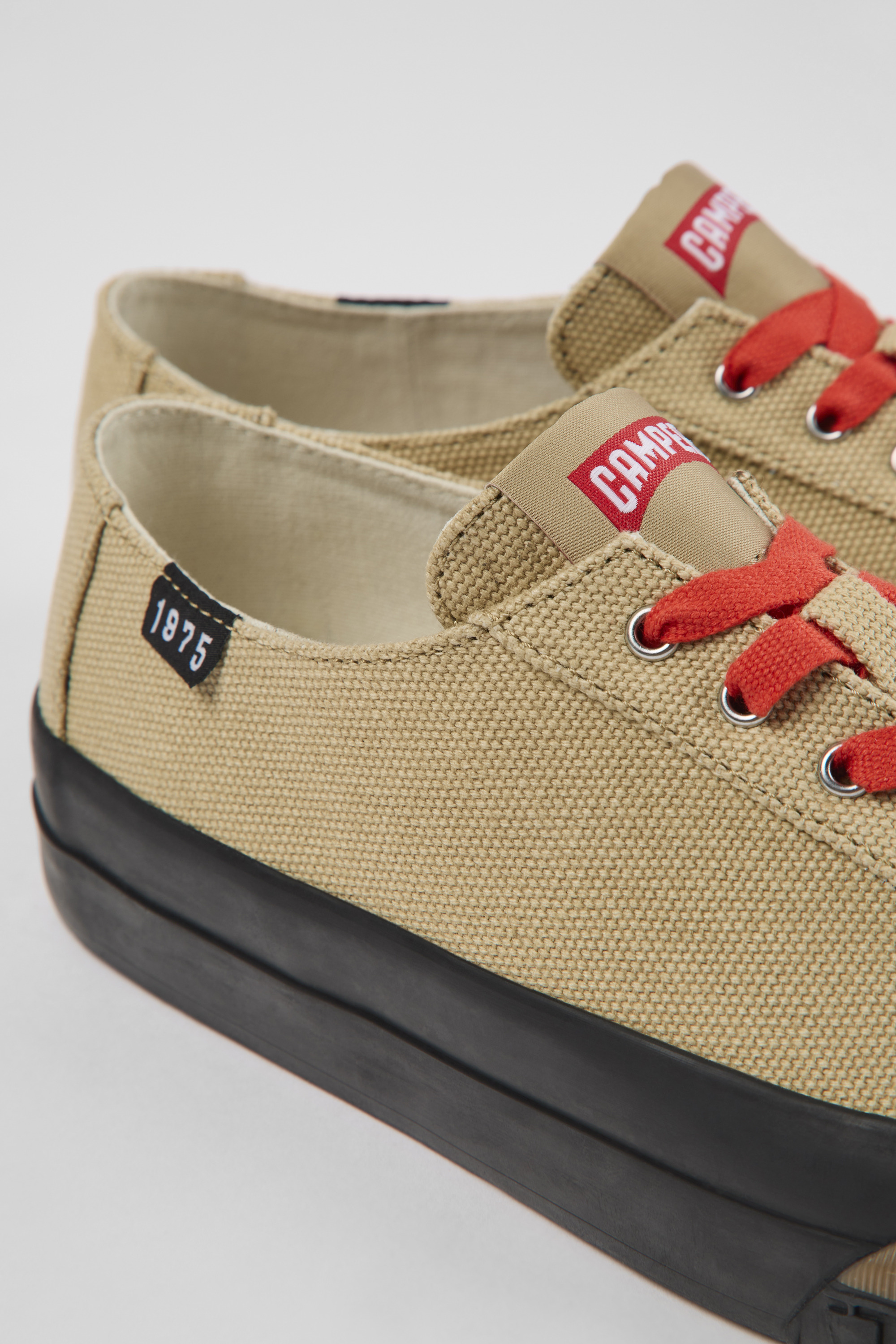 Camaleon - beige sneakers for women