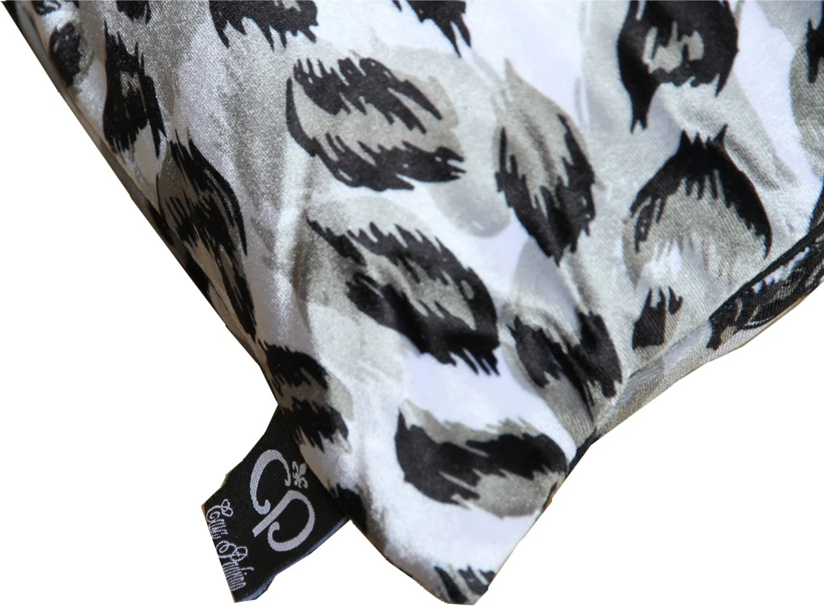 Luxury living room decorative cushion Milwaukee white / black / gray 35 x 55 cm - finest velvet fabric - luxury collection