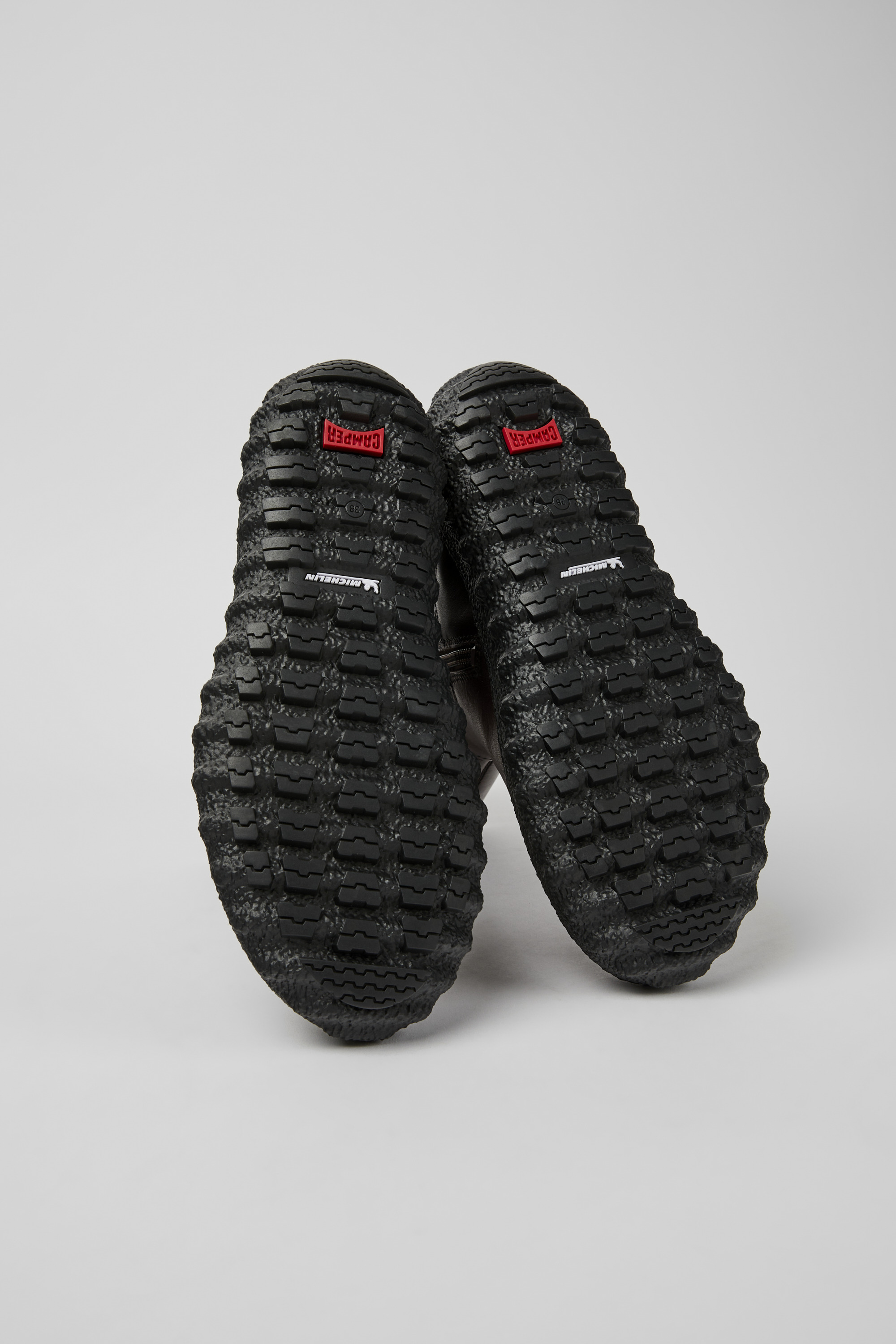 Ground MICHELIN - Black leather ankle boots for women